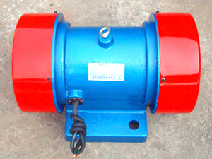 可根據(jù)YZO型號電機(jī)的安裝方式改變激振力的方向